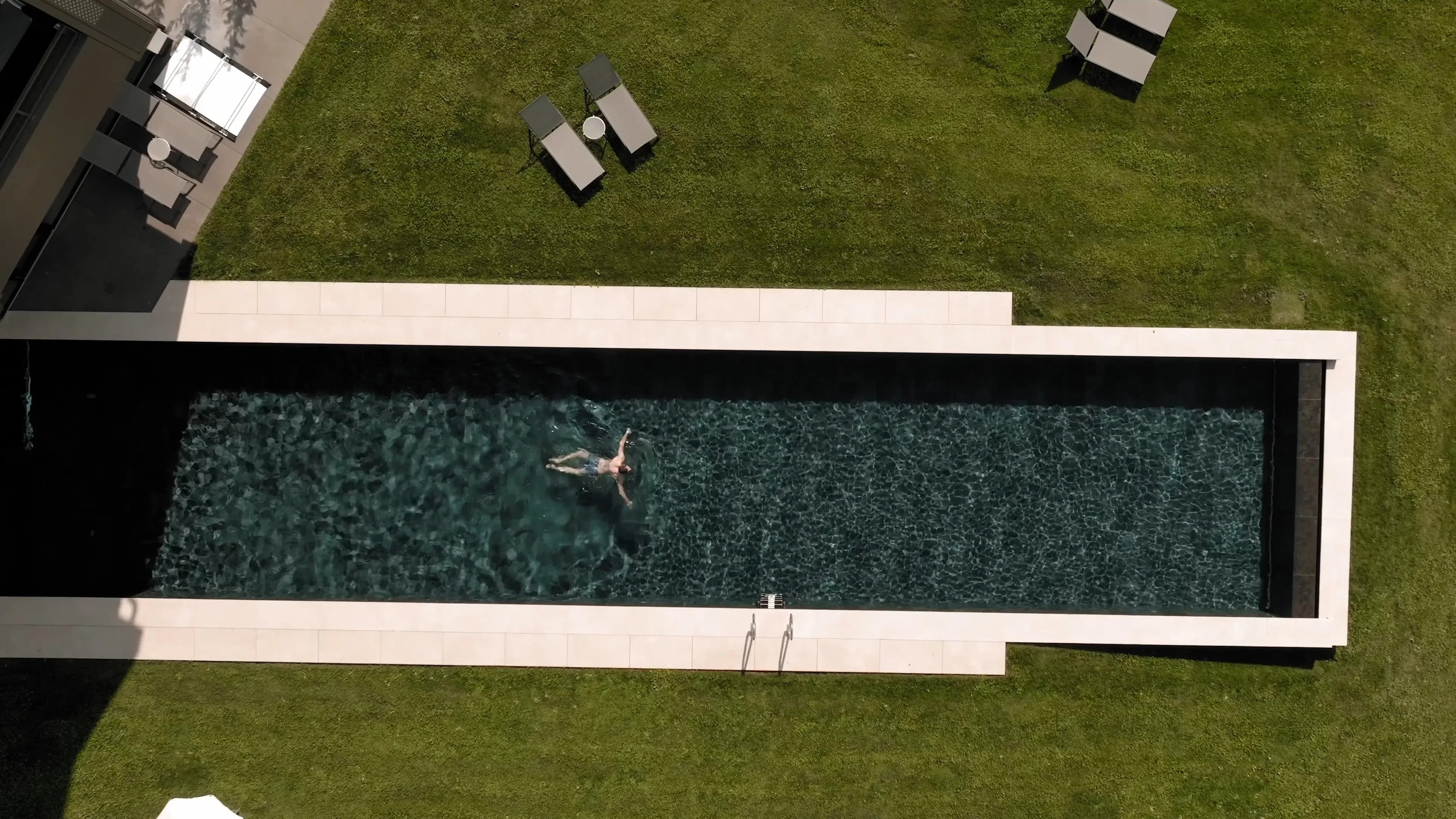 Exklusives Wellnesshotel in Südtirol mit Infinity Pool